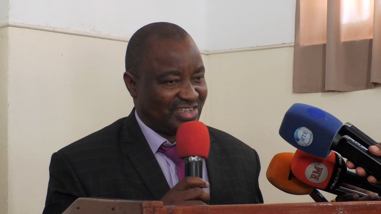 O Ministro da Ciência e Tecnologia e Ensino Superior reconhece os serviços da UCM em Nampula