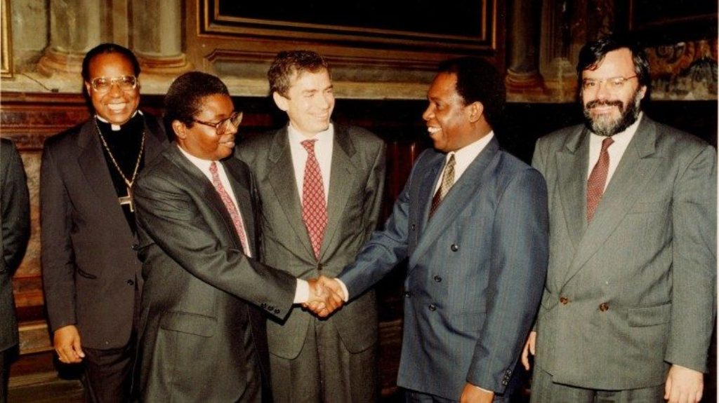 Ausência de reconciliação nacional trava o desenvolvimento de Moçambique