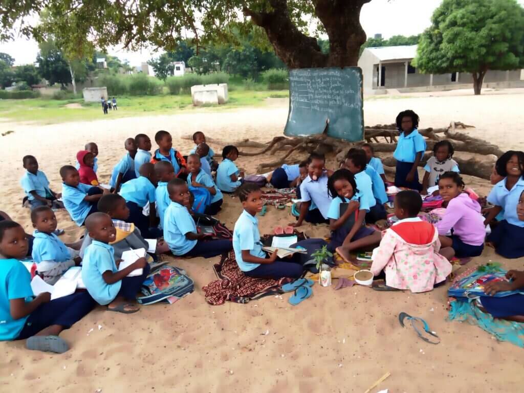 O ruidoso silêncio da crise da educação em Moçambique