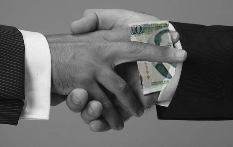 Crónica: Mesmo Fora Daqui se Morre